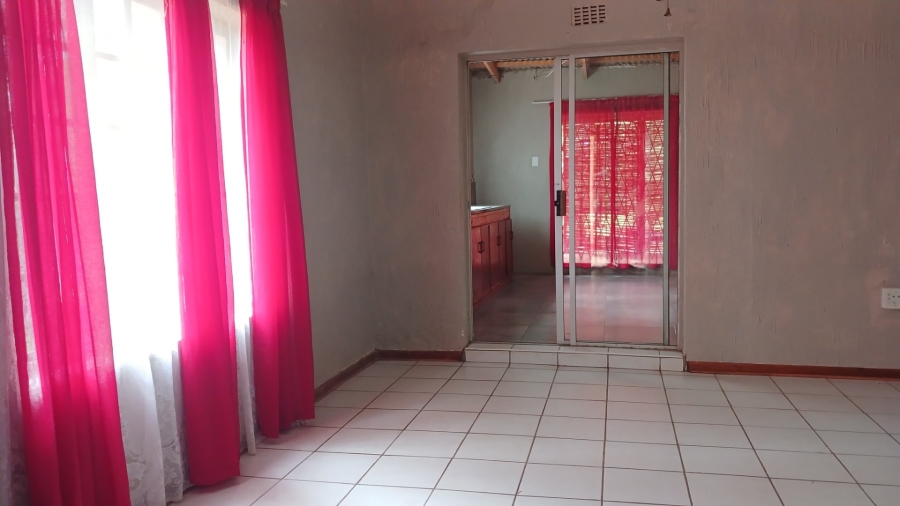  Bedroom Property for Sale in Vredenhof Sh Free State